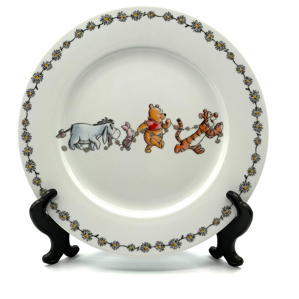 Disney Winnie the Pooh Dinner Plate 10.5in White Excellent Daisy Chain